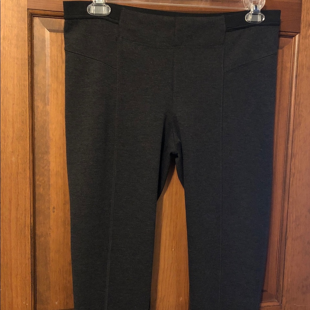 Simply Vera Vera Wang Dark Gray Leggings NWOT